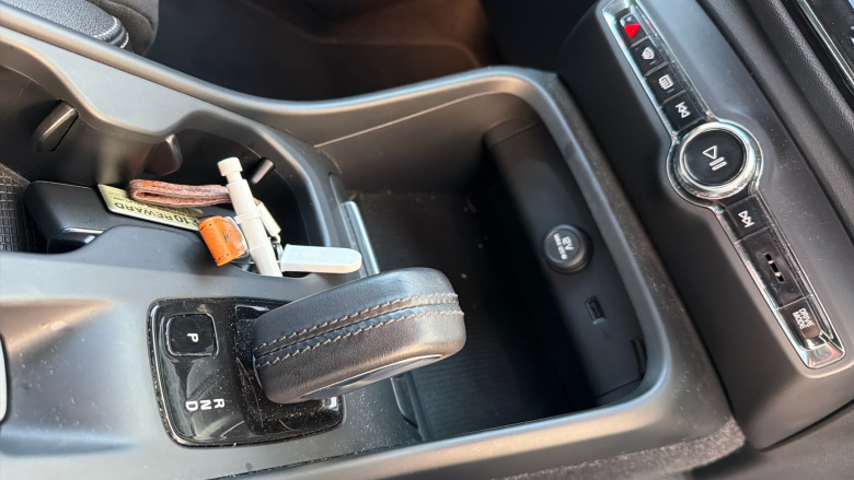 Volvo Xc40 2.0 T4 Momentum Pro 5dr AWD Geartronic Petrol Estate